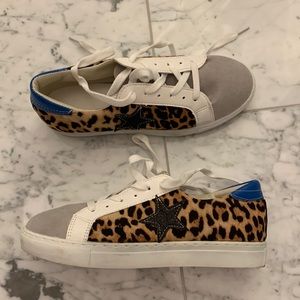 Leopard and black star sneakers. Size 7.5. Worn once